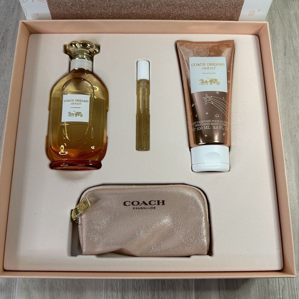 Coach Dreams Sunset Eau De Parfum 4 Piece Gift Set 3 ounces CQ248 NEW in Box!